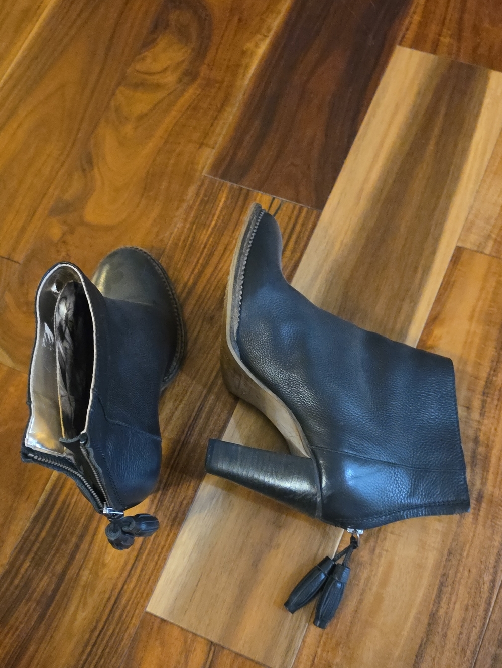 Ted Baker Black Leather Tassel Zip Ankle Booties